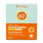 نمای کناری کرم ضد آفتاب بی رنگ صورت بایو آکوا SPF 60 مدل Aloe Vera مناسب برای انواع پوست حجم 40 میلی لیتر عمق قاب و پروفایل