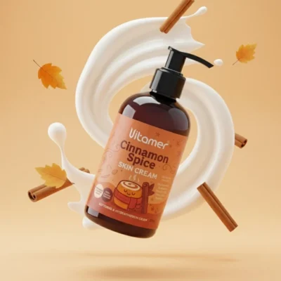 نمای کناری کرم مرطوب کننده و آبرسان بدن ویتامر مدل Cinnamon Spice برای انواع پوست حجم 250 میلی لیتر عمق قاب و پروفایل