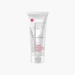 نمای کناری کرم ضد آفتاب بی رنگ دست و صورت درمایونیک SPF ۵۰ مدل OIL FREE محافظ در برابر UVA UVB مناسب برای انواع پوست حجم ۵۰ م