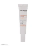 نمای کناری کرم ضد آفتاب بدون رنگ ورونیک SPF۵۰ مدل Anti Age محافظ UVA ،UVB، مناسب پوست چرب حجم ۴۰ میلی لیتر اصل عمق قاب و پروف