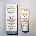 نمای کناری کرم ضدآفتاب بی رنگ مایرئالو SPF 50 مدل کلاسیک مناسب برای پوست عمق قاب و پروفایل