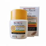 نمای کناری فلوئید ضد آفتاب رنگی بایوریچ SPF ۵۰ مدل BROAD SPECTRUM محافظ UVA ،UVB و PA+++،مناسب برای پوست چرب مختلط حجم ۵۰ میل