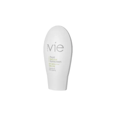نمای کناری فلوئید ضد آفتاب بی رنگ صورت وی إتقه إِن SPF 50 مدل 103 برای انواع پوست حجم 50 میلی لیتر عمق قاب و پروفایل