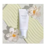 نمای در اتاق کرم ضد آفتاب سانتلا SPF 50 مدل Tone-Up مناسب پوست های حساس حجم 50 میلی لیتر سبک دیواری و مرجع اندازه